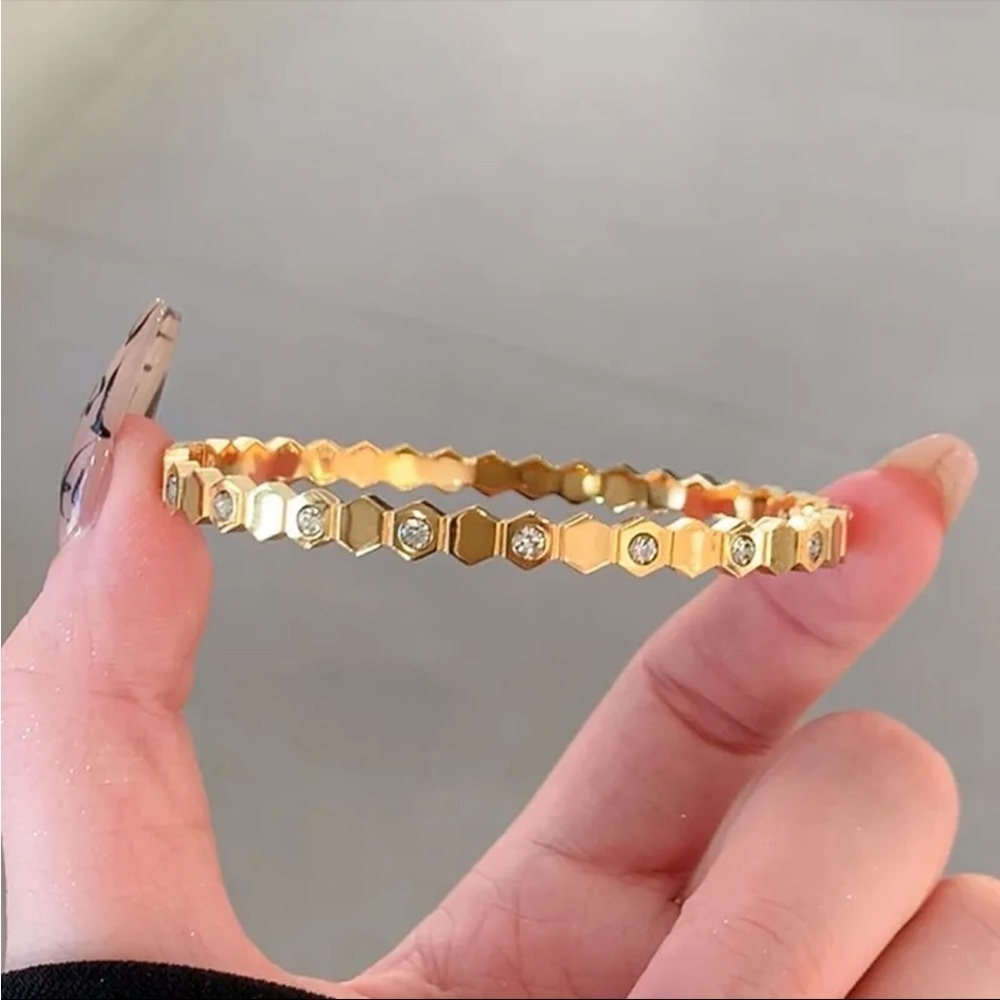 Titanium Steel Bangles in Gold Snap on Bracelets - Picture 3 of 7